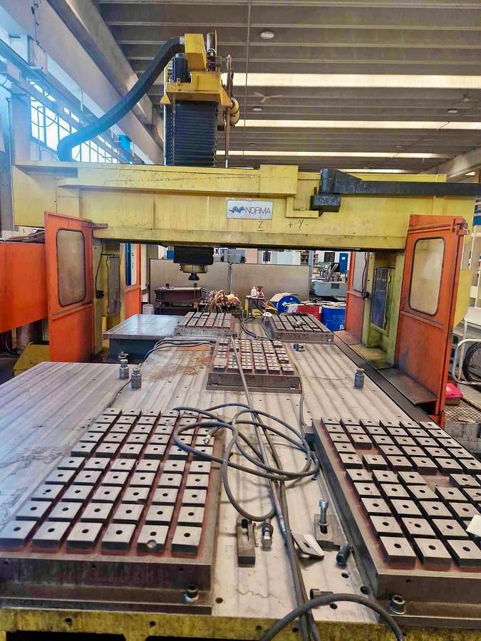 FLOOR BORING  SKODA W 200